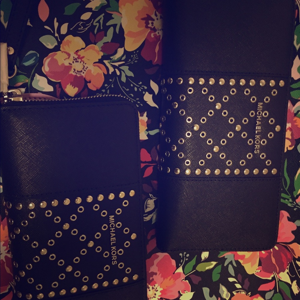 Mk Wallets - Picture 1 of 2